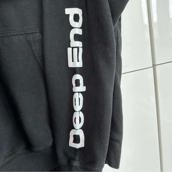 Deep End Swim Sweatshirt Swimmers Swimming Size Medium Black Hoodie Unisex - Picture 4 of 7